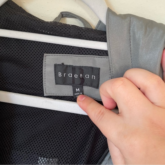 Braeton coat - Picture 3 of 3